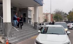 Evden hırsızlık yapan 2 şüpheli yakalandı