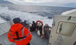 Fethiye Leylek koyunda mahsur kalan 4 düzensiz göçmen kurtarıldı