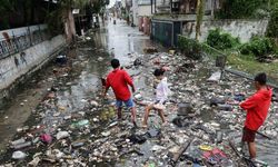 Filipinler’i vuran Süper Tayfun’da can kaybı 4’e yükseldi