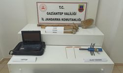 Gaziantep’te define bulmak amacıyla kaçak kazı yapan 9 şahıs suçüstü yakalandı