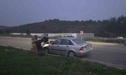 Gönen-Bandırma kara yolunda iki araç çarpıştı: 3 yaralı