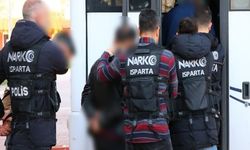 Isparta’da uyuşturucu suçlarından aranan 3 kişi yakalandı