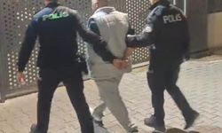 İzmir’de aranan firari şahıs polisten kaçamadı