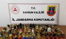 Jandarma 320 adet gümrük kaçağı parfüm ele geçirdi