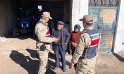 Jandarma Köylüleri Bilgilendirdi