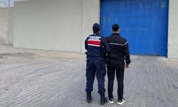 JASAT 12 yıl hapis cezasıyla aranan şahsı yakaladı