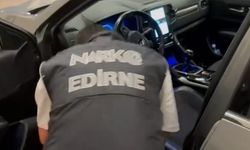 Kapıkule’de aracın gizli bölmelerinden 23 kilo 820 gram skunk çıktı