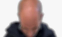 Kartal’da pencereden sürünerek girdiği iş yerinden hırsızlık yaptı