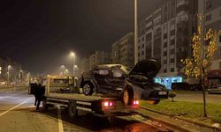 Kayseri’de iki otomobil çarpıştı: 1’i ağır 3 yaralı