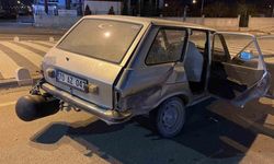 Kazada LPG tankı yerinden çıkan otomobilde gaz kaçağı paniği