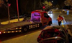 Kırşehir’de kaldırıma çarpan otomobil takla attı: 1 yaralı