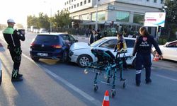 Malatya iki otomobil çarpıştı: 1 yaralı