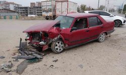 Malatya’da iki araç çarpıştı: 2 yaralı