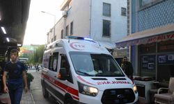 Marketten ürün çalmaya çalıştı, kaçarken yüksekten düşüp yaralandı