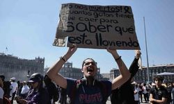 Meksika’da hükümet karşıtı protesto: 100’ü polis 120 yaralı