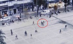 Meydanda uçan tekmeli kavga