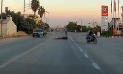 Motosikletlerin karıştığı kaza araç kamerasına yansıdı