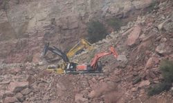 Ordu’da göçük altında kalan kamyon şoförünün cenazesine ulaşıldı