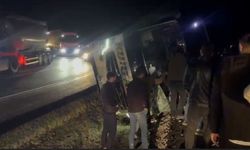 Osmaniye’de yolcu otobüsü devrildi: Yaralılar var