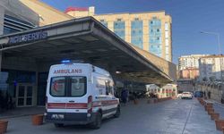 Otobüs ile motosiklet çarpıştı: 1 ölü