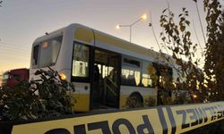 Otobüsteki tartışmada bıçaklanan genç ağır yaralandı