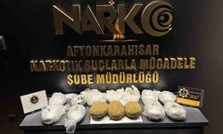 Otomobilin arka kapısının döşemesinin içerisine zulalanmış 11 kilo 500 gram uyuşturucu ele geçirildi