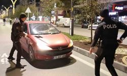 Polisten kaçmak isteyen 15 yaşındaki sürücü böyle yakalandı