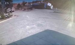 Saman balyalarının yüklü olduğu tır yan yattı