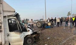 Şanlıurfa’da traktör ile kamyonet çarpıştı: 2 yaralı