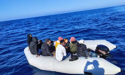 Seferihisar açıklarında 32 göçmen kurtarıldı