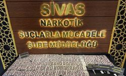 Sivas’ta uyuşturucu madde bulunduran 4 kişi yakalandı, şahıslardan 1’i tutuklandı