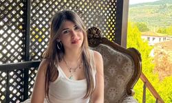 Takla atan araçtan fırlayan genç kız hayatını kaybetti