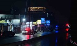 Tekel bayisine ateş açıldı, yan işletmedeki garson vuruldu