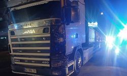 Tırın çarptığı kadın ağır yaralandı