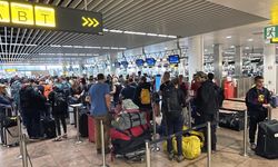 O havalimanında gidiş yönlü bütün uçuşlar iptal edildi