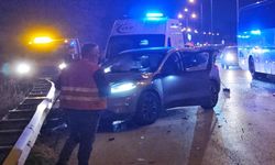 Otomobil ile hafif ticari araç çarpıştı: 4 yaralı