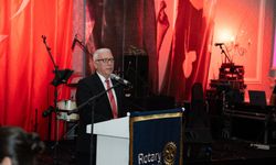 Rotaryenlerden, Cumhuriyetimize yakışan balo…