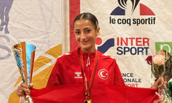 Bursa Büyükşehir Belediyesporlu Nazmiye Ak dünya üçüncüsü