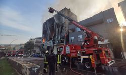 Kocaeli'de parfüm deposunda yangın: Çok sayıda can kaybı