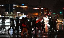 Meteoroloji il il uyardı: Sağanak, kar yağışı ve kuvvetli rüzgar bekleniyor