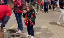 Türk taraftarlar, İspanya'da millileri yalnız bırakmadı