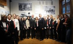 Bursa'da “Harem’den Cumhuriyet’e" sergisi açıldı