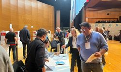 İYİ Parti Bursa’da oy verme işlemi başladı