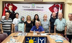 İYİ Parti Mustafakemalpaşa İlçe Başkanı Akın’dan öğretmenler günü mesajı