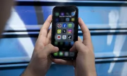 16 yaşından küçüklere sosyal medya yasağı yürürlüğe girdi