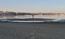 Deniz suyu yaklaşık 20 metre çekildi