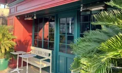 Ünlülerin gözde eğlence mekanı Kütüphane’nin müdürü Ali Yaşar Koz da gözaltında