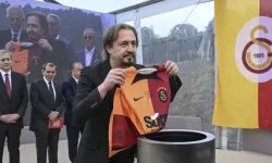 Galatasaray Futbol Direktörü Yardımcısı Ayhan Akman görevinden ayrıldı