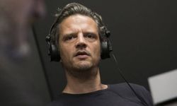 Ödüllü yönetmen  evinde silahlı saldırıya uğradı!