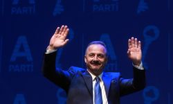 Ağıralioğlu cumhurbaşkanı adayı olacağını duyurdu